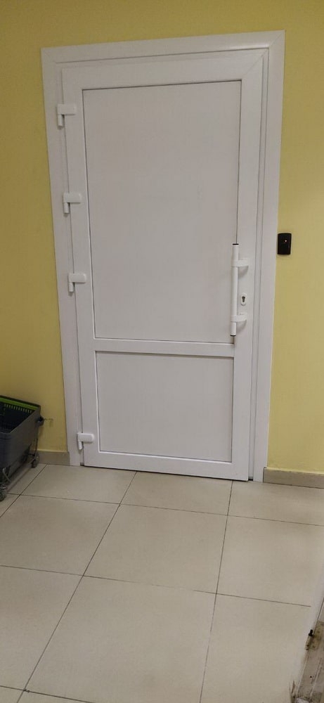 https://vladimir.delaem-okna.ru/storage/app/uploads/public/63f/5a8/7b6/63f5a87b64a4b714558517.jpg